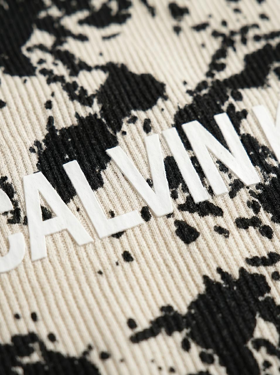 Oversized T-Shirt for Men | Premium Cotton Streetwear — Zevura Pakistan